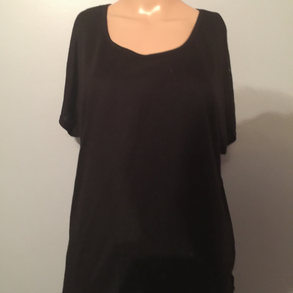 Bobbie Brooks Women's Black Medium Cap Sleeve